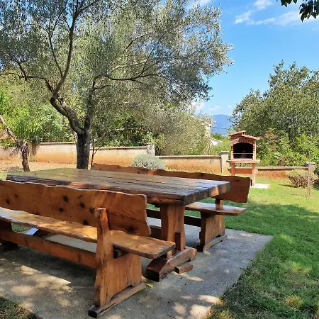 Apartment With A Parking Space Cizici, Krk - 19331